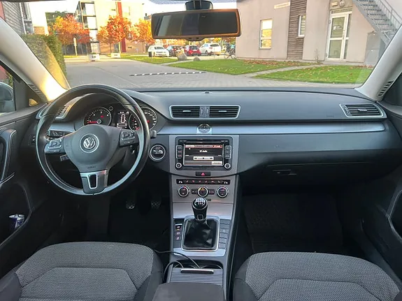 Volkswagen Passat 2013 photo 5