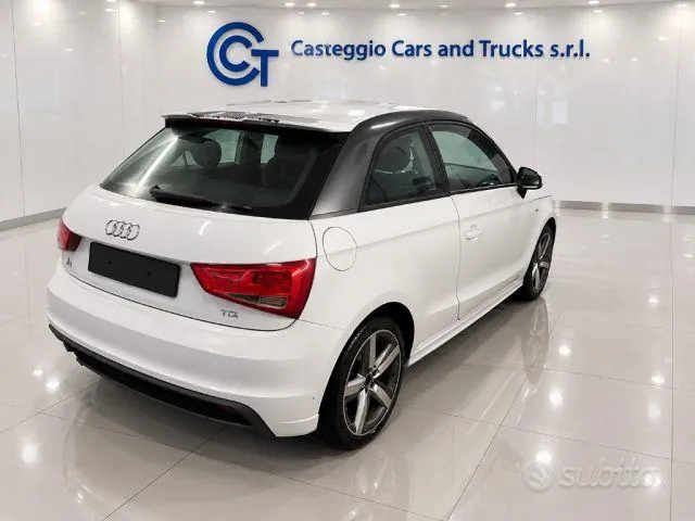 Audi A1 2012 photo 2