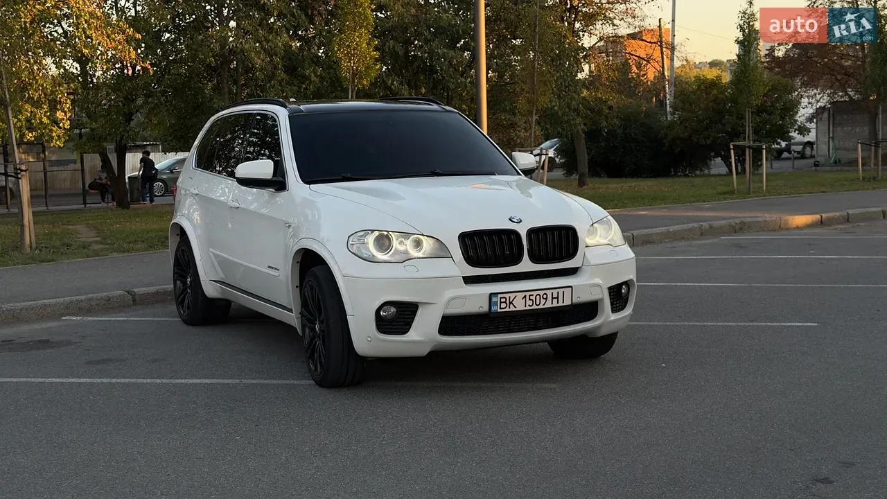 BMW X5 2010 photo 2