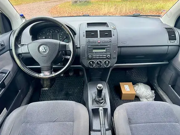 Volkswagen Polo 2008 photo 3