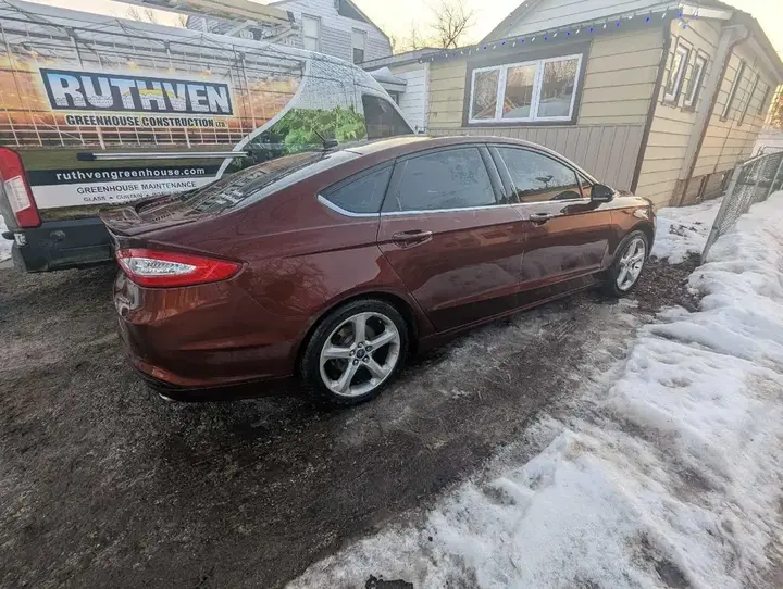 Ford Fusion 2015 photo 4
