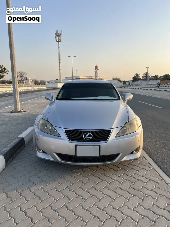 Lexus Is 2008 photo 3