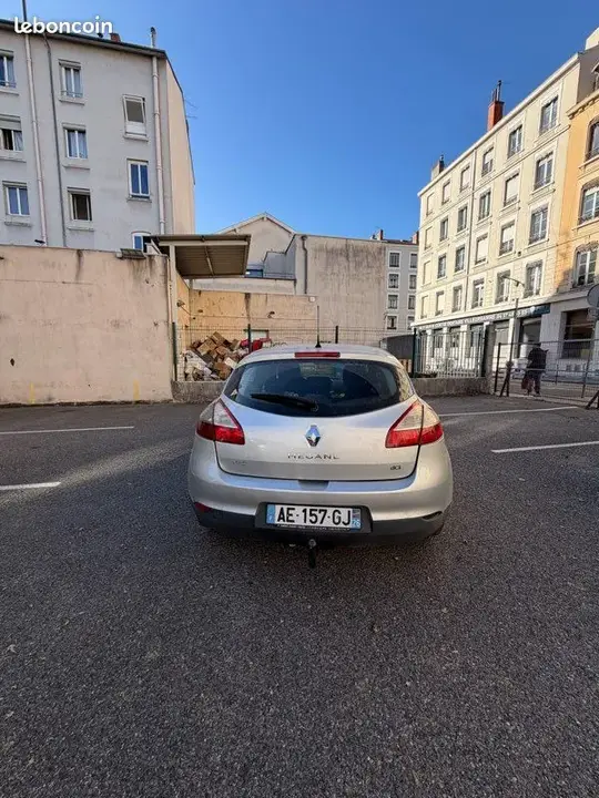 Renault Megane 2009 photo 2