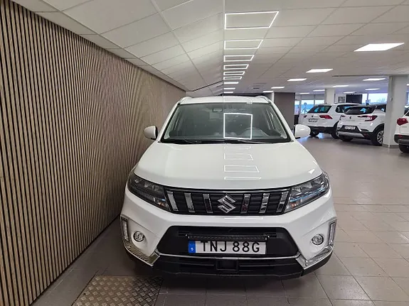 Suzuki Vitara 2023 photo 2