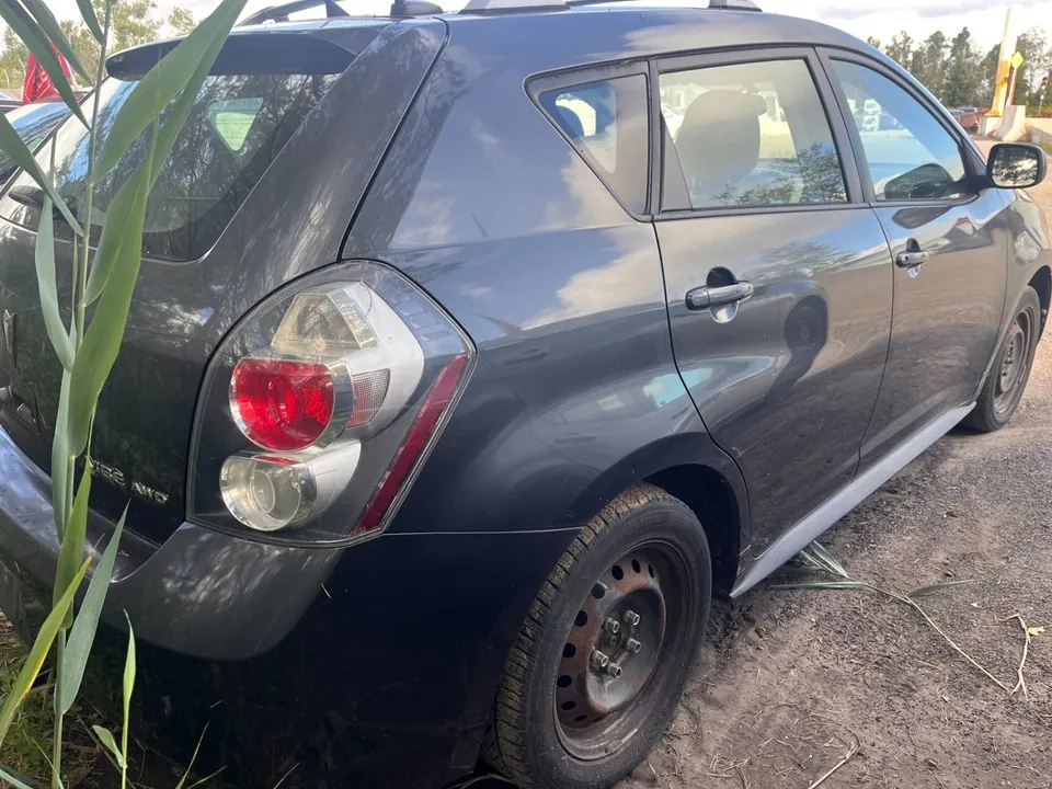 Pontiac Vibe 2009 photo 4