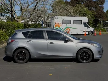 Mazda 3 2013 photo 3