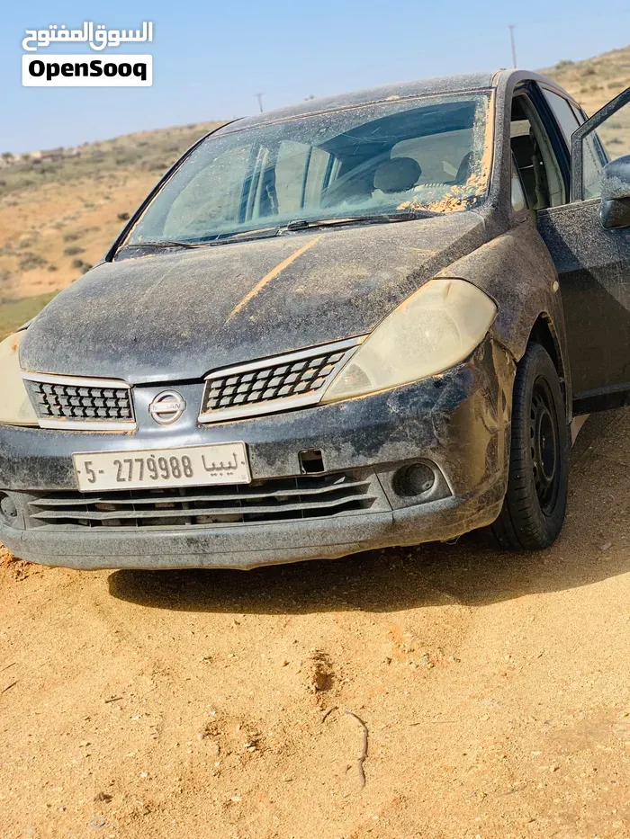 Nissan Tiida 2008 photo 3