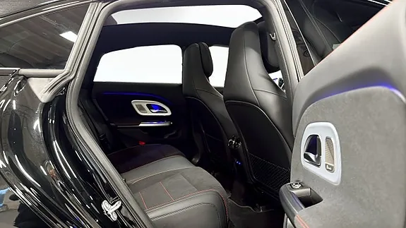 Mercedes-Benz Cla250 2025 photo 5