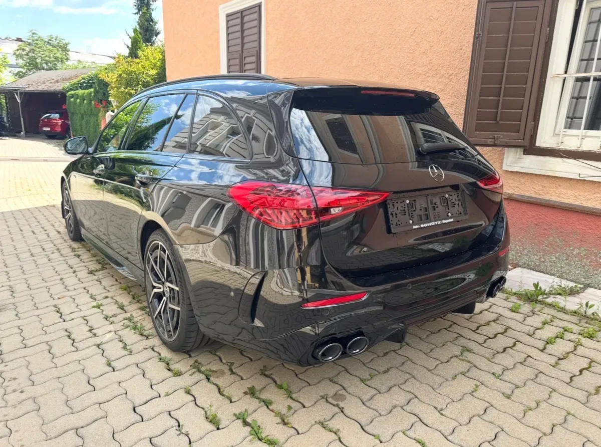 Mercedes-Benz C-Class 2023 photo 3