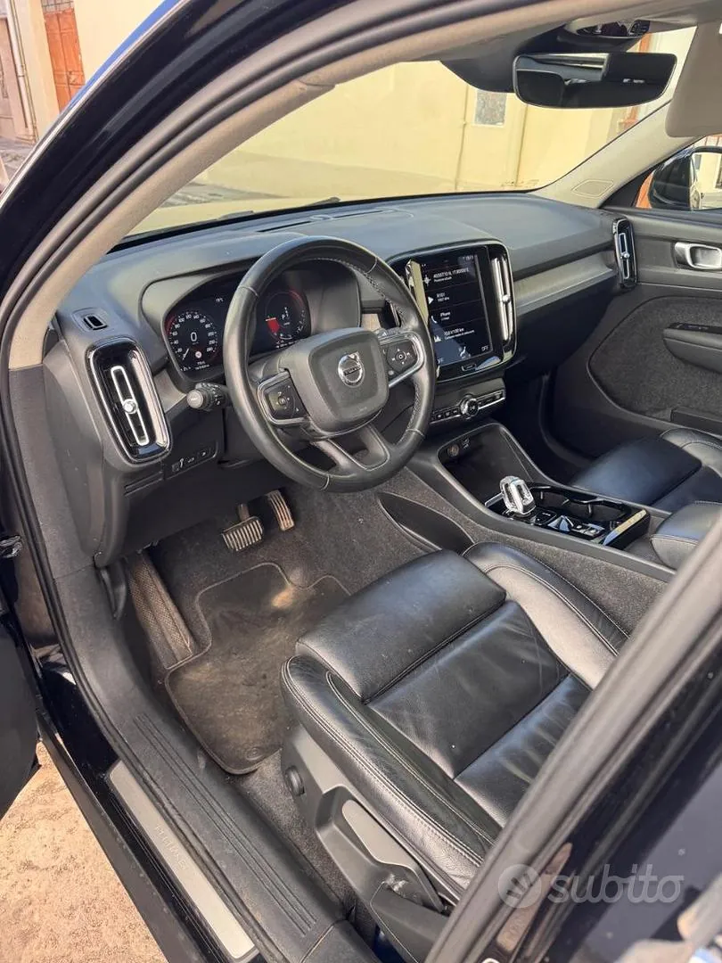 Volvo Xc40 2022 photo 5