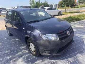 Dacia Sandero 2015 photo 2