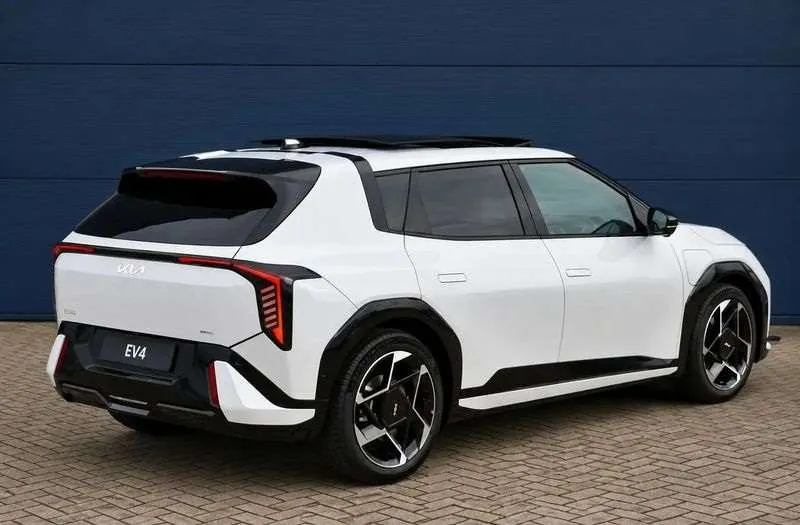 Kia Ev4 2026 photo 4