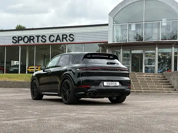 Porsche Cayenne 2025 photo 2