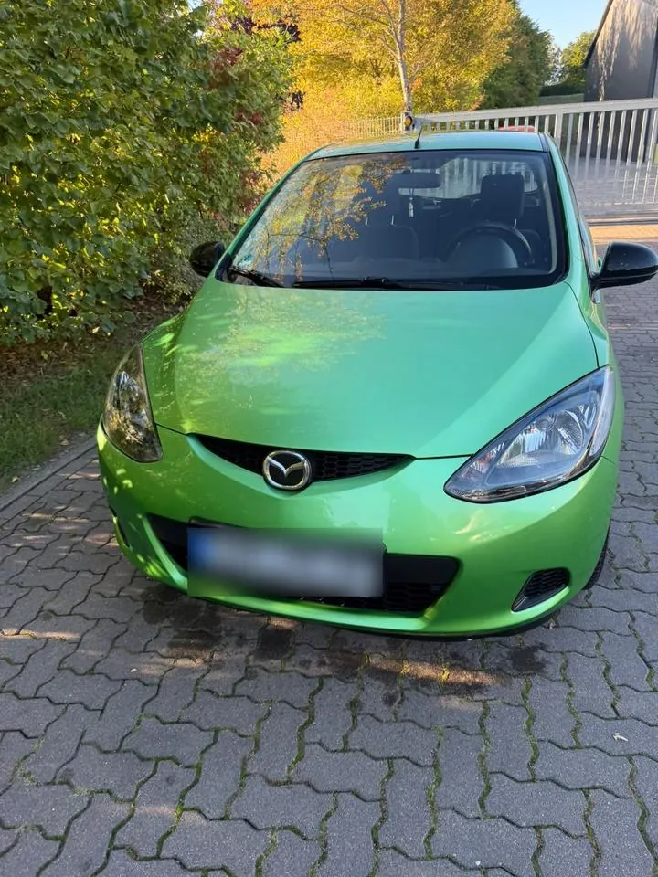 Mazda 2