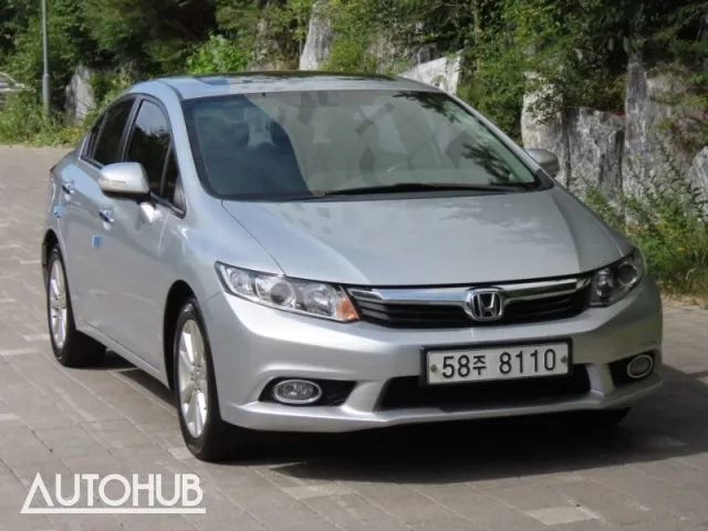 Honda Civic 2012 photo 2