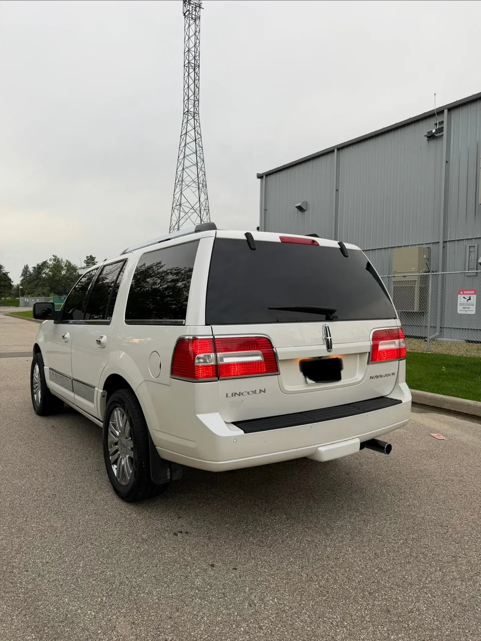 Lincoln Navigator 2009 photo 2