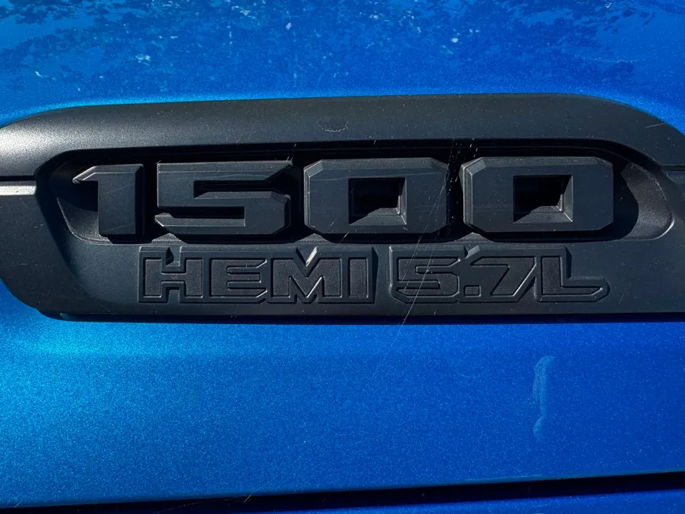 Dodge Ram 1500 2022 photo 3