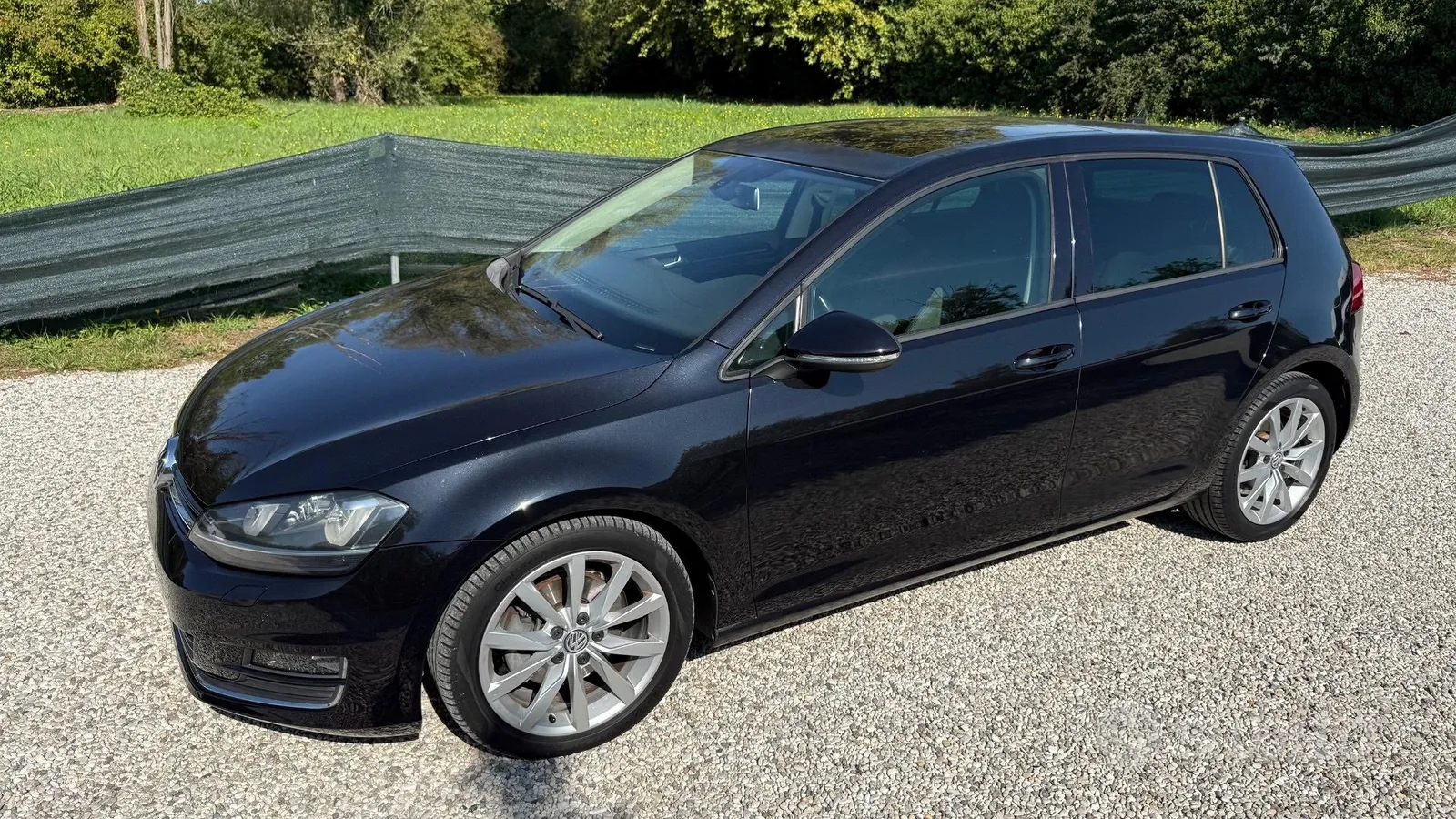 Volkswagen Golf 2012 photo 3