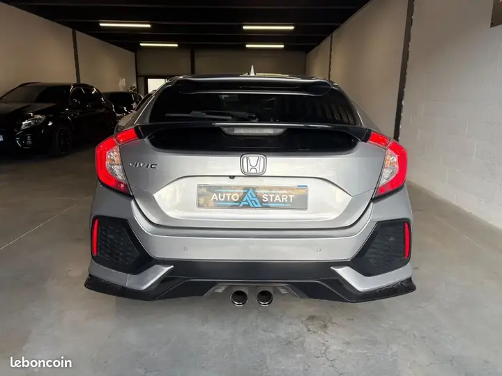 Honda Civic 2018 photo 4