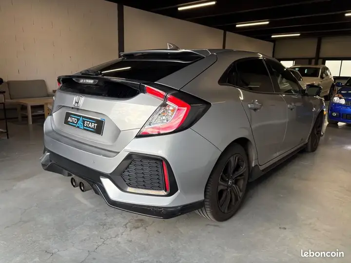 Honda Civic 2018 photo 5