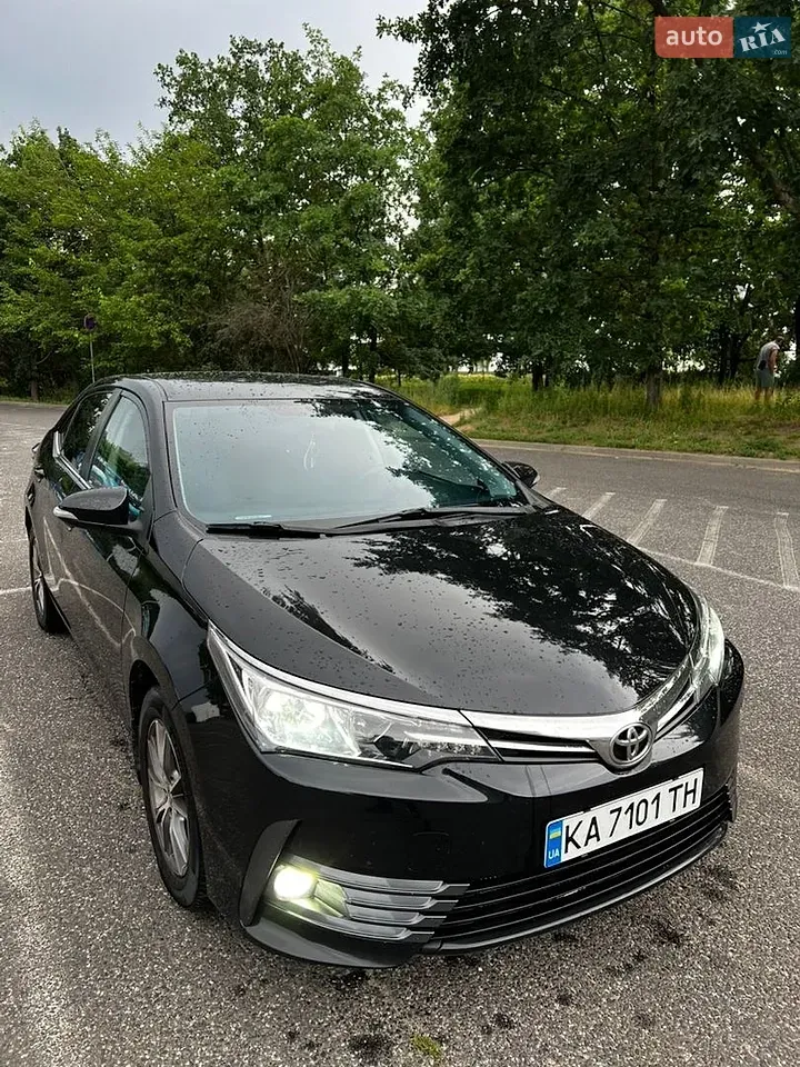 Toyota Corolla 2017 photo 3