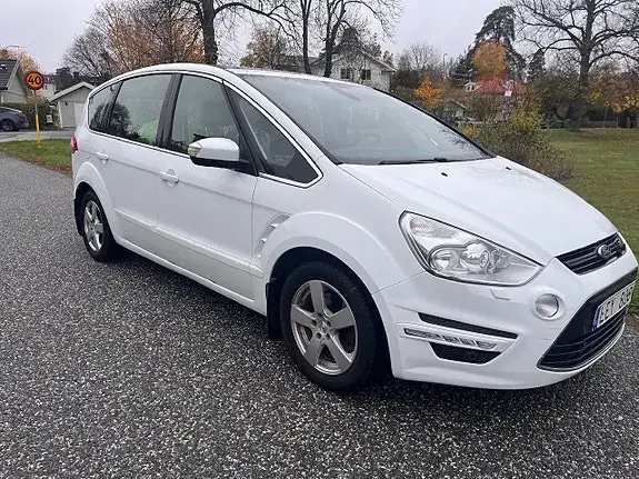 Ford S-Max 2012 photo 2