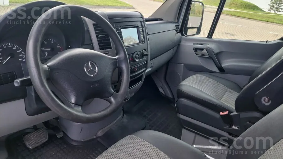 Mercedes-Benz Sprinter 2009 photo 3
