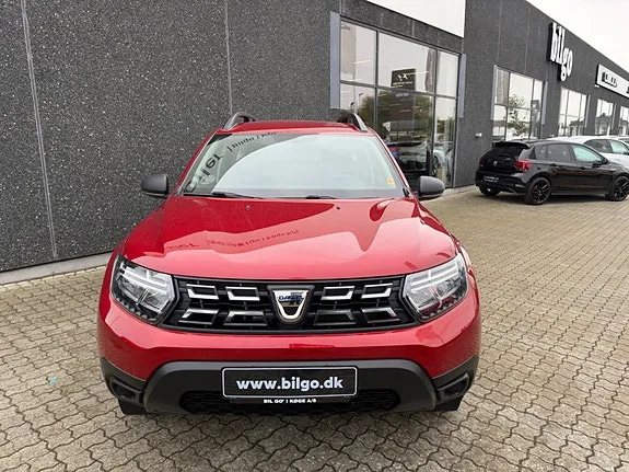Dacia Duster 2022 photo 2