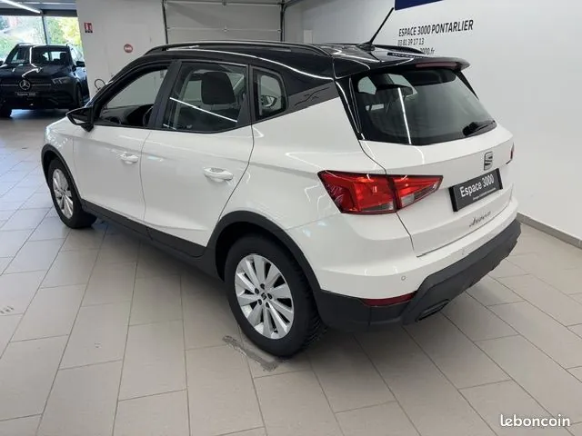 Seat Arona 2023 photo 3