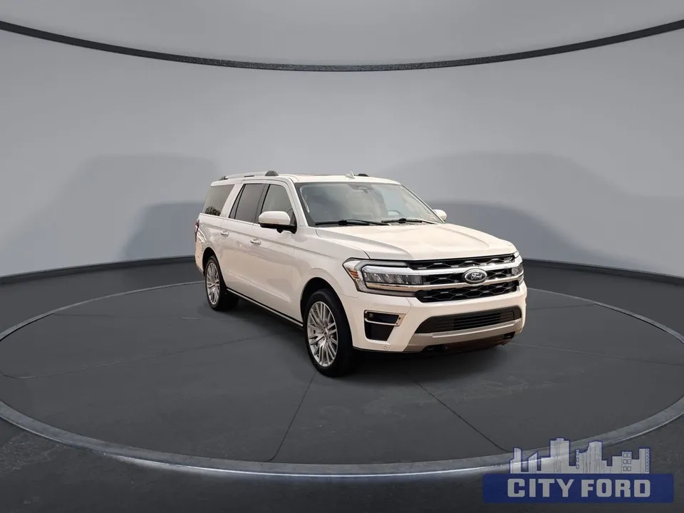 Ford Expedition 2024 photo 2