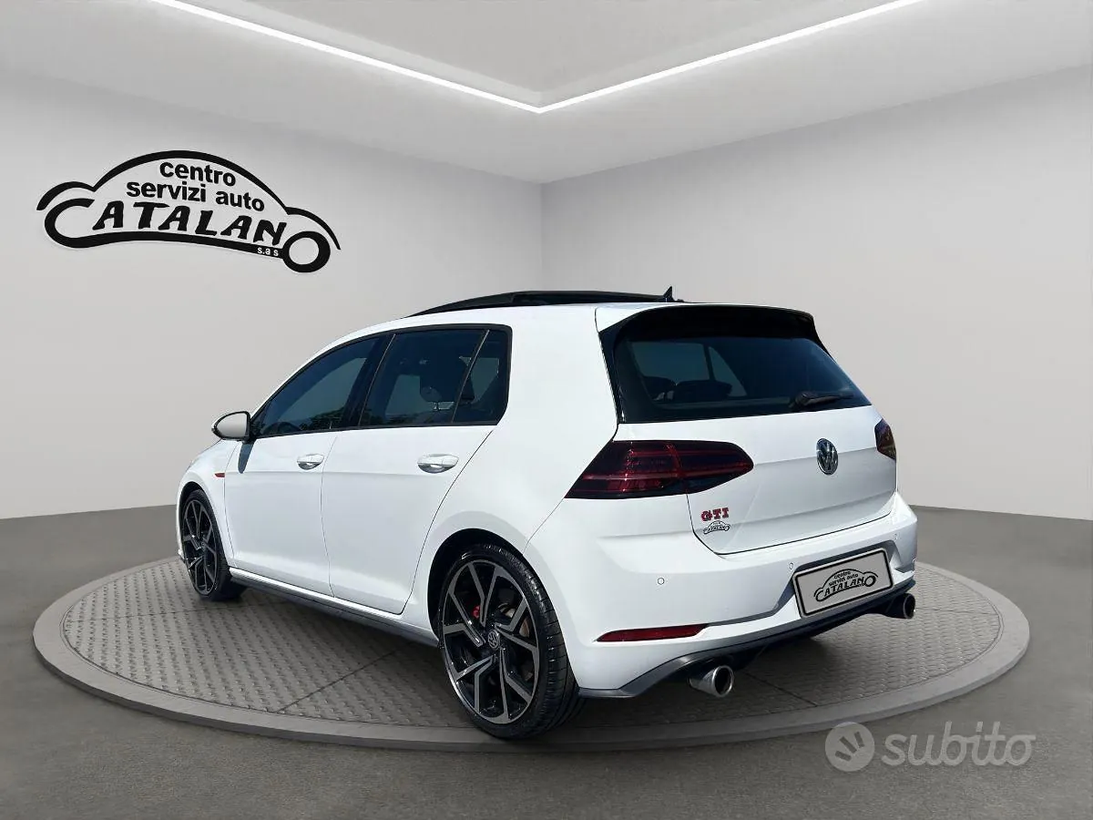 Volkswagen Golf 2019 photo 3