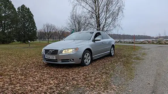 Volvo S80