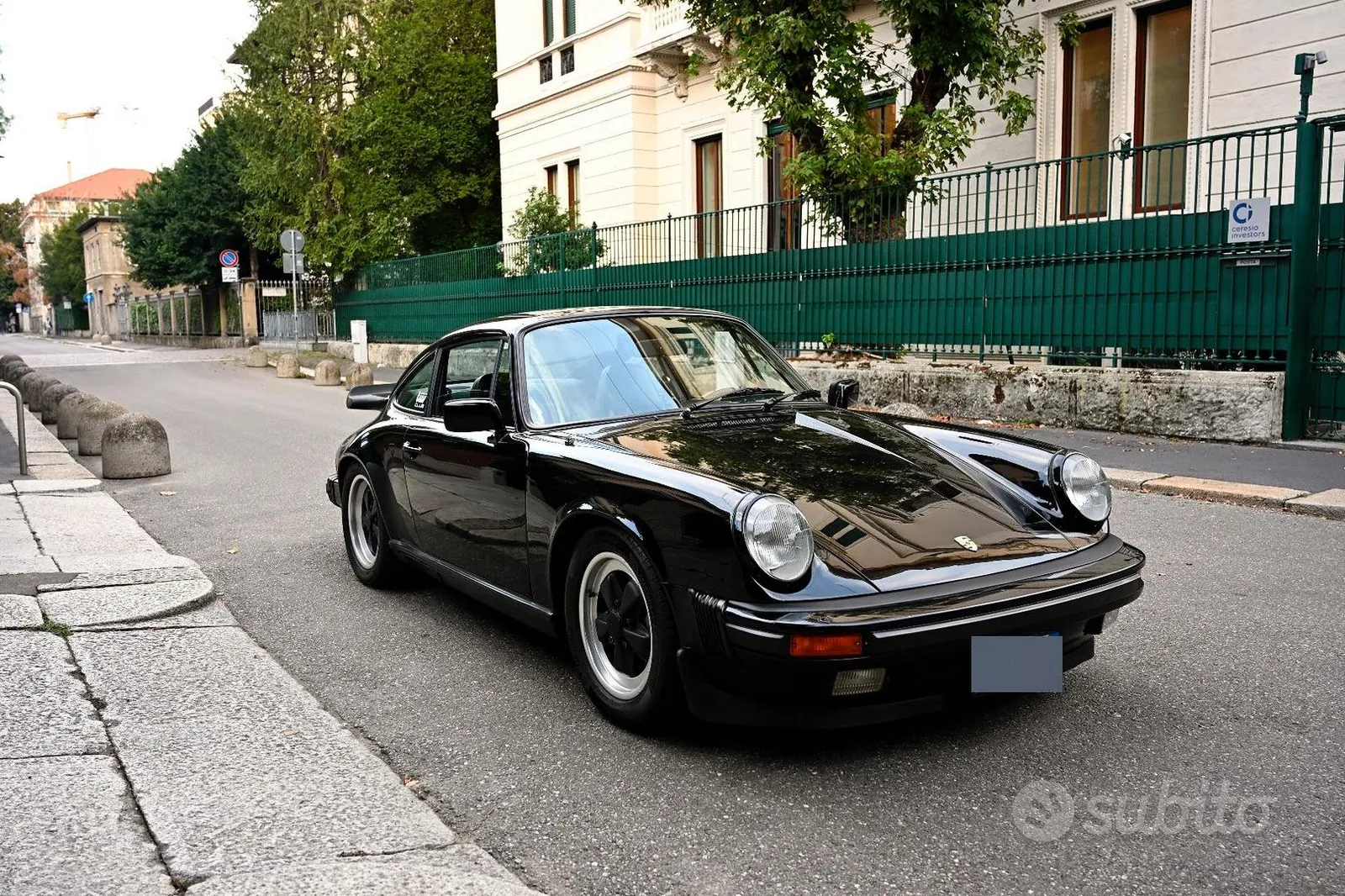 Porsche 911 Carrera