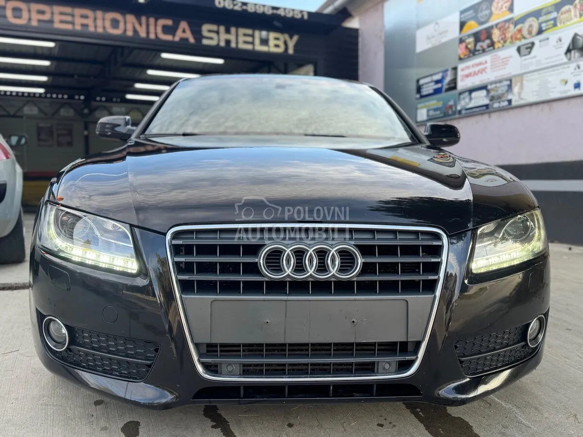 Audi A5 2011 photo 3