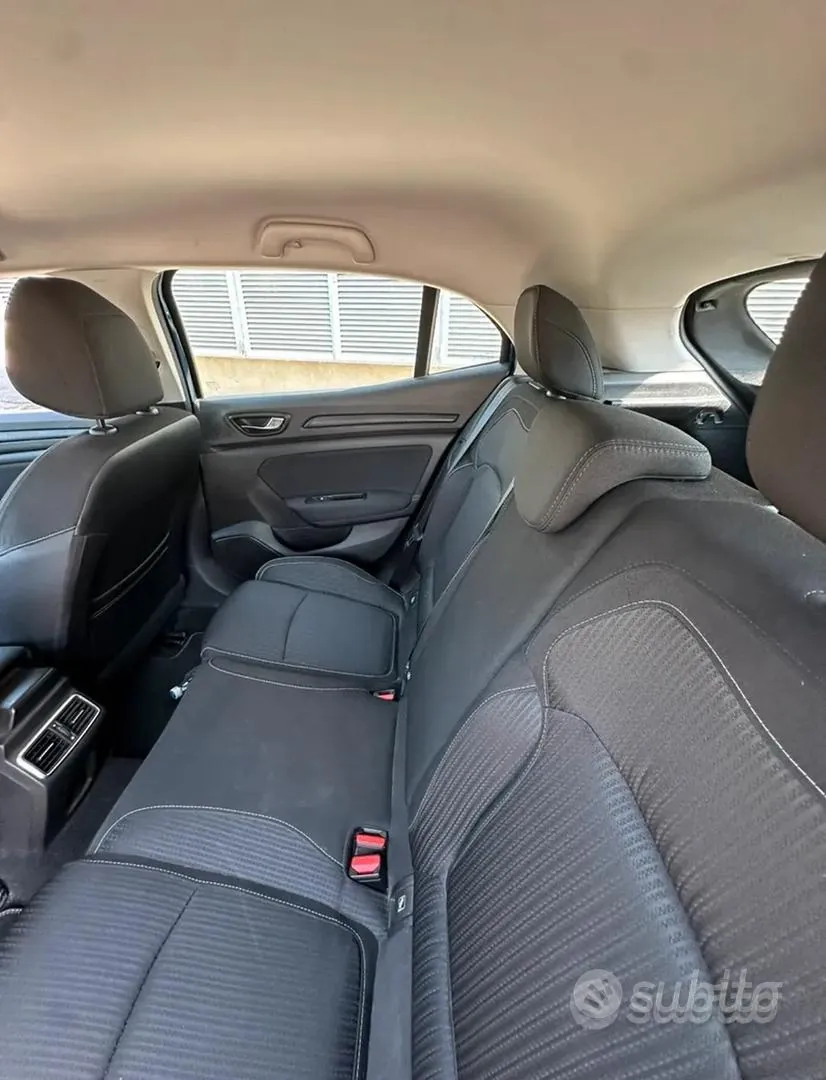 Renault Megane 2017 photo 4
