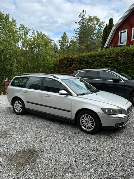 Volvo V50 2005 photo 2