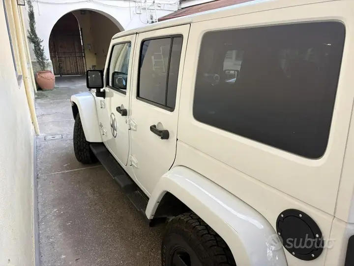 Jeep Wrangler 2012 photo 4