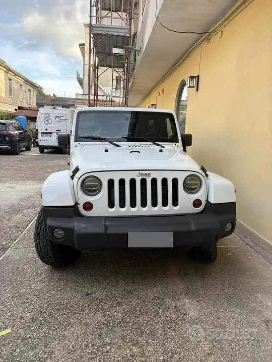 Jeep Wrangler 2012 photo 2
