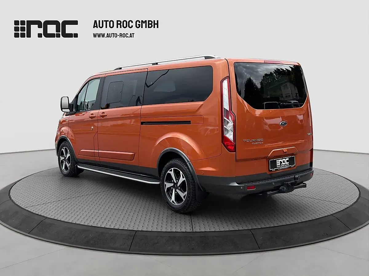 Ford Tourneo 2023 photo 3