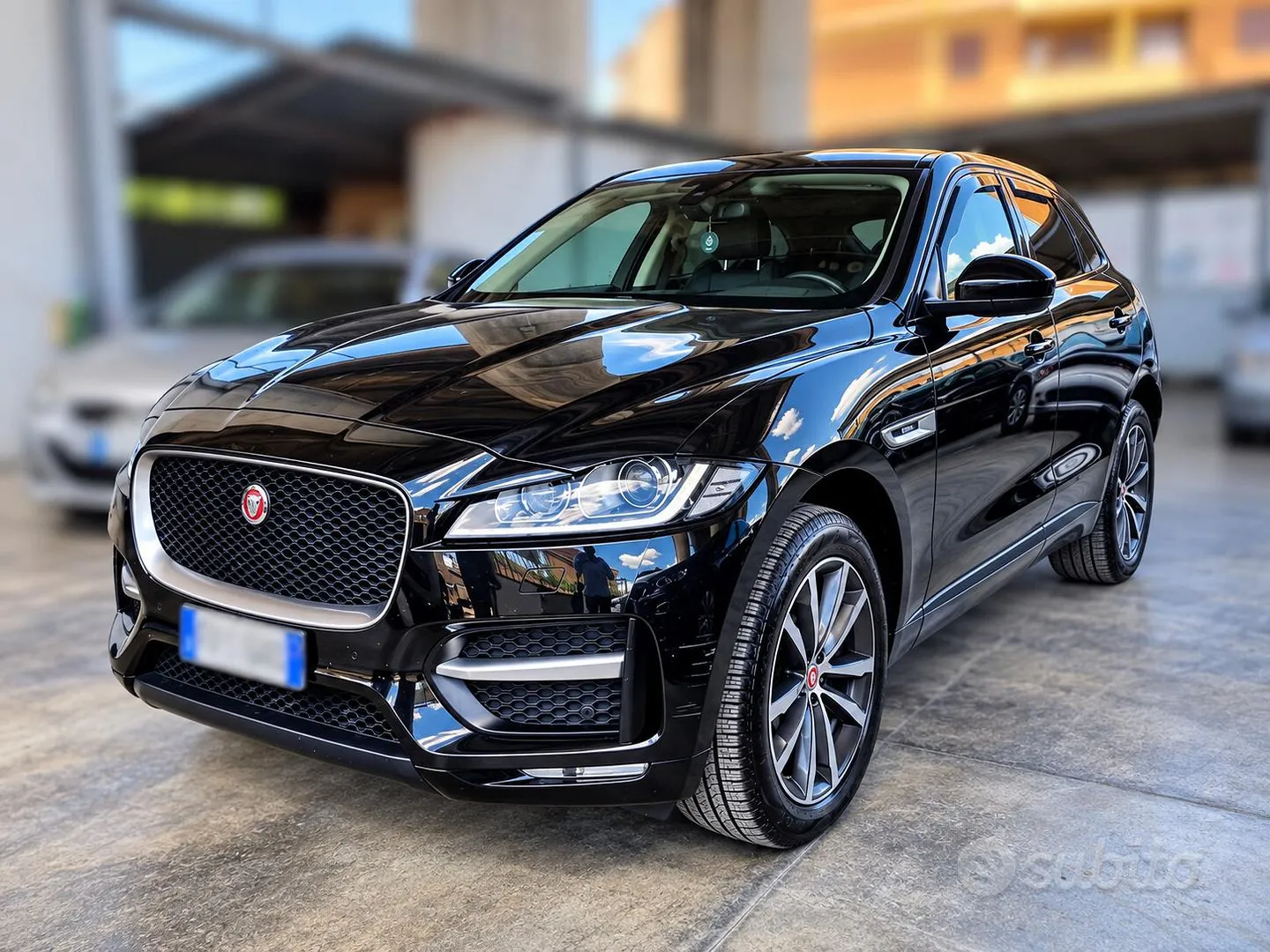 Jaguar F-Pace