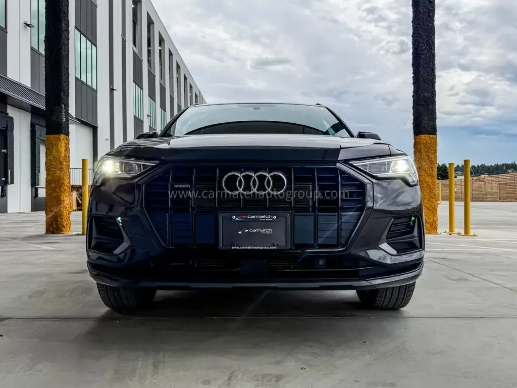 Audi Q3 2022 photo 3