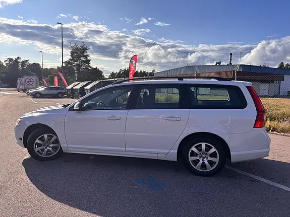 Volvo V70 2011 photo 4
