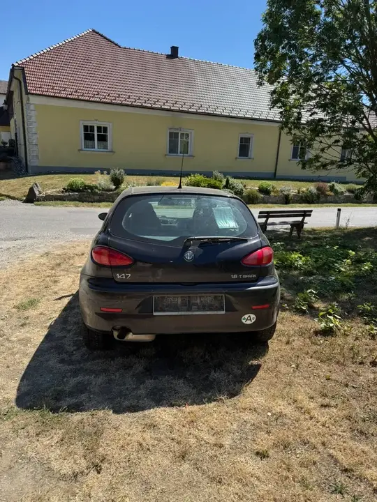 Alfa Romeo 147 2002 photo 3