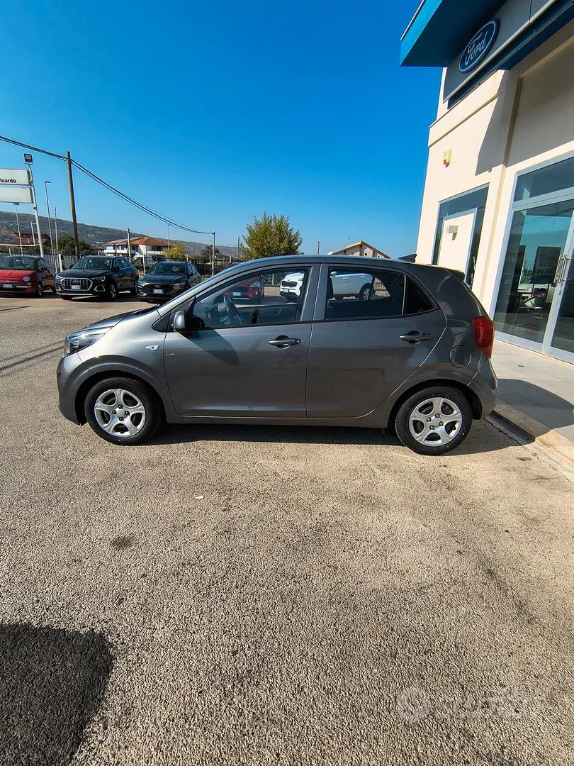 Kia Picanto 2022 photo 4