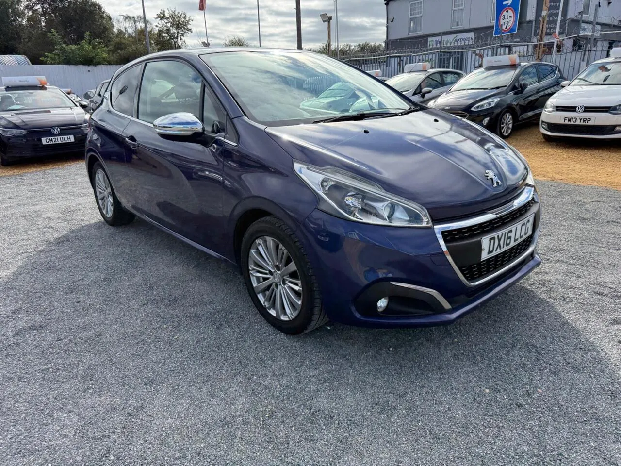 Peugeot 208 2016 photo 5