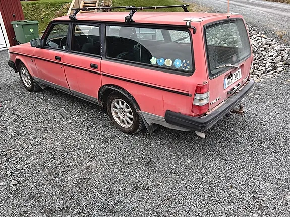 Volvo 240 1990 photo 3