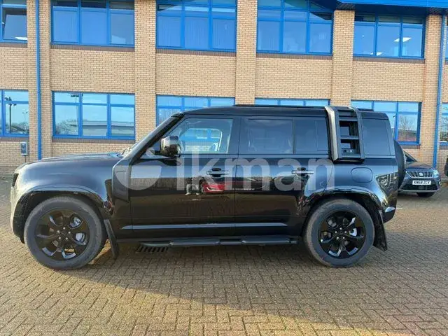 Land Rover Defender 2026 photo 5