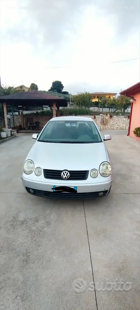 Volkswagen Polo 2005 photo 2