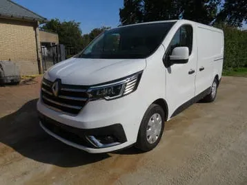 Renault Trafic 2022 photo 3