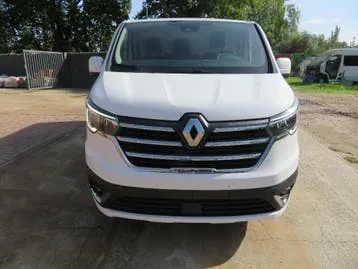 Renault Trafic 2022 photo 2